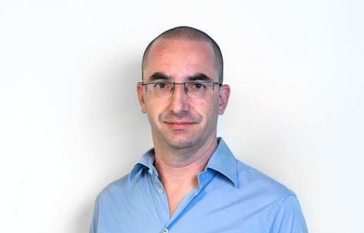 Dr. Dotan Baruch Dr. Dotan Baruch